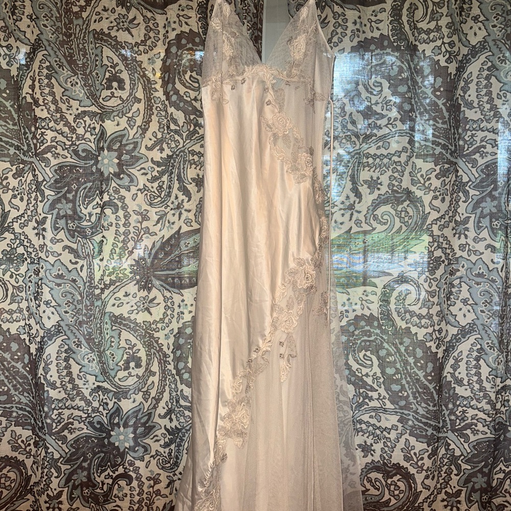Vintage Cream/White Lace Slip